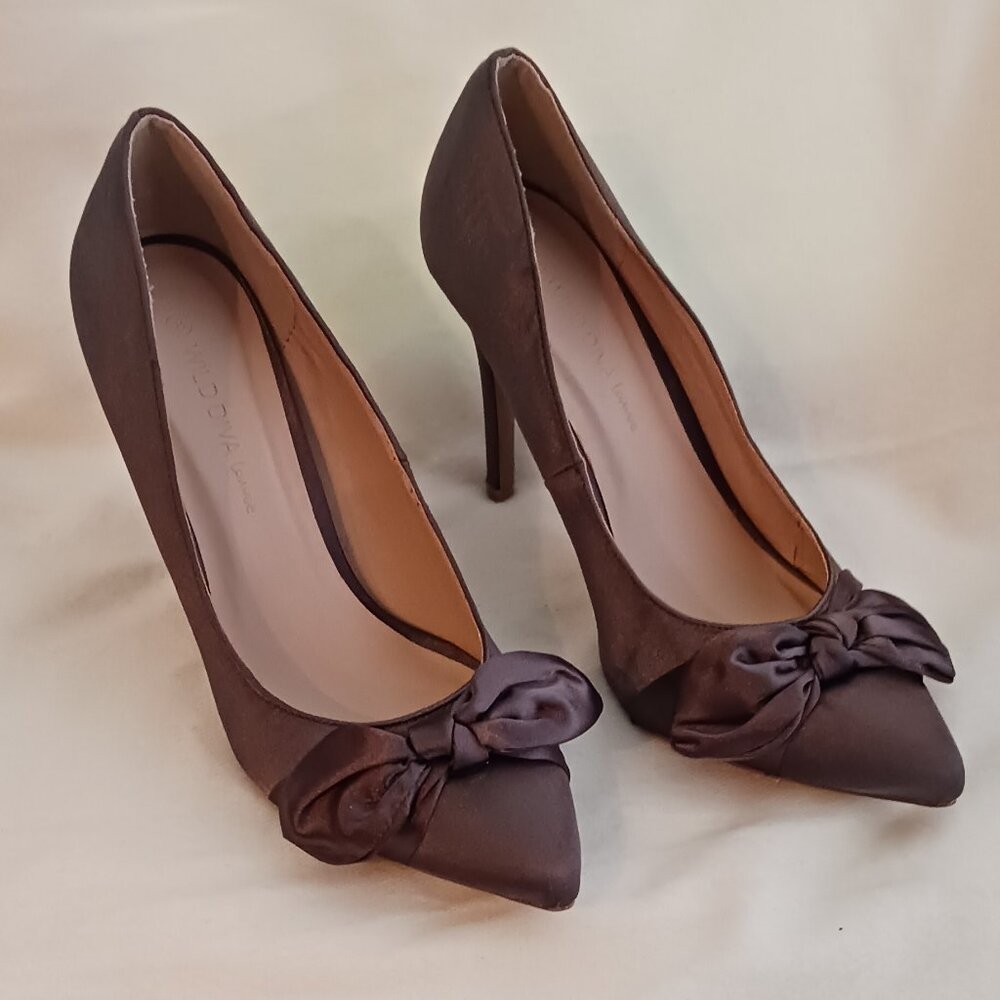 Green Taupe Tone 4 Inch Heel With Bow WILD DIVA Lounge Brand